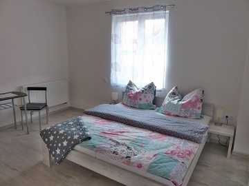 Chalupa CHKO T�ebo�sko - Rybn�k Sv�t - ji�n� �echy