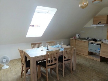 Chalupa CHKO T�ebo�sko - Rybn�k Sv�t - ji�n� �echy