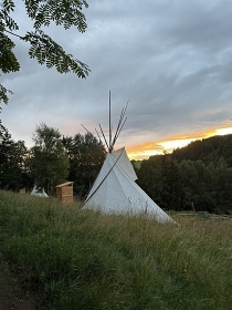 Glamping Jest�eb� hory - TeePee Broumovsko