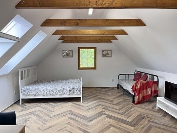 Apartmánová chalupa s bazénem - hrad Trosky - Český ráj