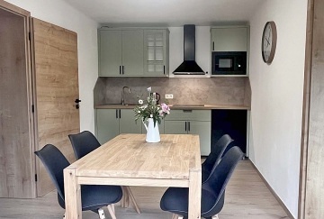 Apartmánová chalupa s bazénem - hrad Trosky - Český ráj