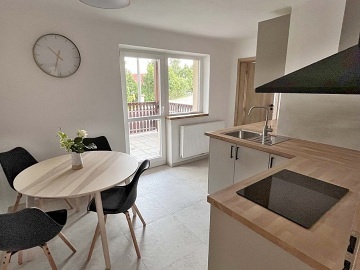 Apartmánová chalupa s bazénem - hrad Trosky - Český ráj