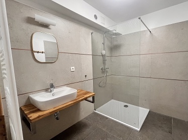 Apartmánová chalupa s bazénem - hrad Trosky - Český ráj
