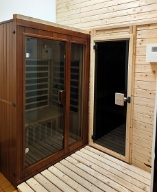 Chalupa s baz�nem - Nal�ovsk� Hory - �umava