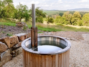 Glamping na samotě - koupací sud - Valašsko