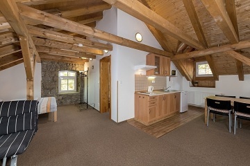 Chalupa s apartm�ny - Hrab�tice - Josef�v D�l