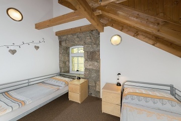 Chalupa s apartm�ny - Hrab�tice - Josef�v D�l