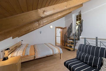 Chalupa s apartm�ny - Hrab�tice - Josef�v D�l