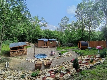 Wellness Glamping - Louovice pod Blankem