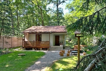 Chata Kerský les - Botanicus Ostrá - jezero Sadská