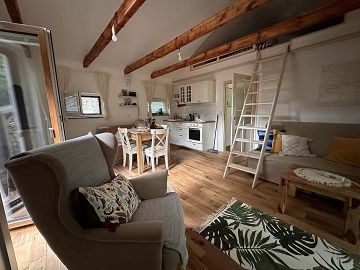 Chata Kersk� les - Botanicus Ostr� - jezero Sadsk�