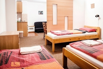 Chalupa se zahradou - cyklostezka Bečva - Beskydy