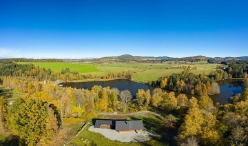 Srub u rybnka - Novohradsk hory - esk Krumlov