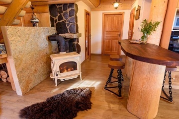 Srub u rybnka - Novohradsk hory - esk Krumlov