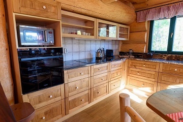 Srub u rybnka - Novohradsk hory - esk Krumlov