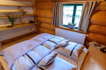 Srub u rybnka - Novohradsk hory - esk Krumlov