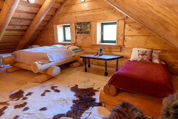 Srub u rybnka - Novohradsk hory - esk Krumlov