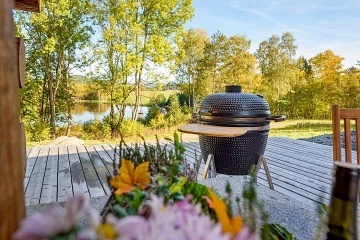 Srub u rybnka - Novohradsk hory - esk Krumlov