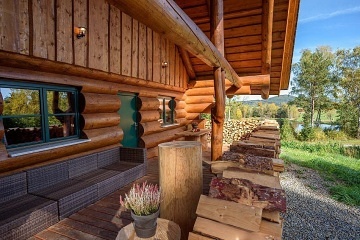 Srub u rybnka - Novohradsk hory - esk Krumlov