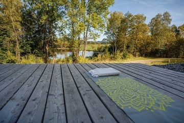 Srub u rybnka - Novohradsk hory - esk Krumlov