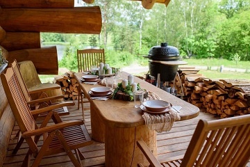 Srub u rybnka - Novohradsk hory - esk Krumlov