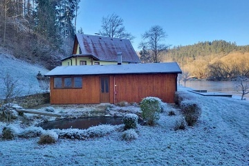 Chata se saunou - řeka Lužnice - Týn nad Vltavou