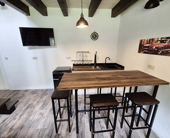 Chalupa bazn a wellness - hrad Zvkov - Psek