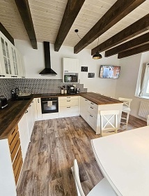 Chalupa bazn a wellness - hrad Zvkov - Psek