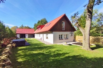 Chalupa bazn a wellness - hrad Zvkov - Psek