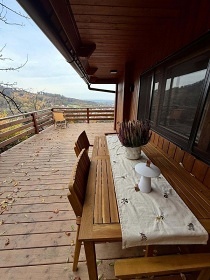 Chata a koupac� sud s v�hledem - Host�nsk� vrchy