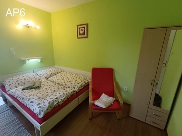 Apartmánová chalupa s bazénem - CHKO Broumovsko
