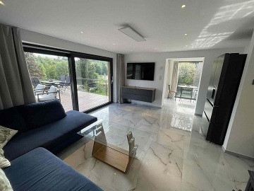 Chata a koupac rybnk - ern hora - Jansk Lzn