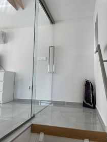 Chata a koupac rybnk - ern hora - Jansk Lzn