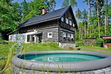 Roubenka s baznem - CHKO Luick hory - Jedlin