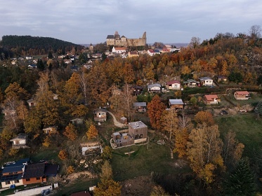 Wellness chata - Glamping s v�hledem - hrad Lipnice