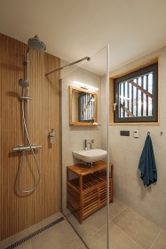 Wellness chata - Glamping s v�hledem - hrad Lipnice