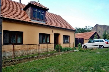 Chalupa u p�ehrady Nov� Ml�ny - Pavlov - CHKO P�lava