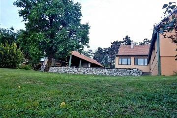 Chalupa u p�ehrady Nov� Ml�ny - Pavlov - CHKO P�lava