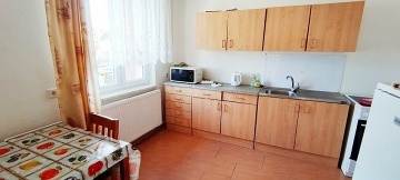 Chata u Lednicko-valtick�ho are�lu - Lednice - CHKO Soutok