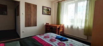 Chata u Lednicko-valtickho arelu - CHKO Soutok