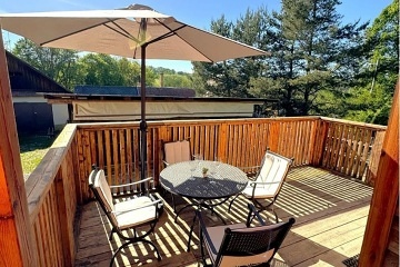 Chata s terasou a vivkou - Drahansk vrchovina