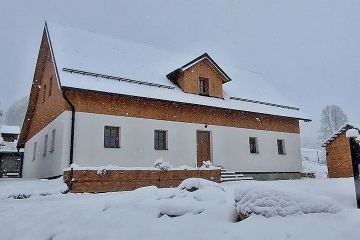 Chalupa Jesen�k u cyklostezky - L�zn� Lipov�