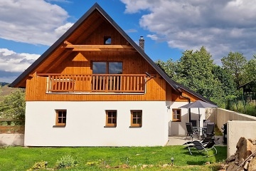 Chalupa Jesen�k u cyklostezky - L�zn� Lipov�