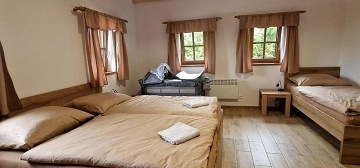 Chalupa Jesen�k u cyklostezky - L�zn� Lipov�