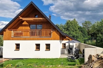 Chalupa Jesen�k u cyklostezky - L�zn� Lipov�