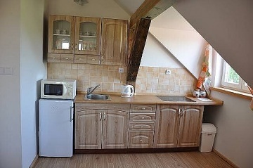 Chalupa a koupac� sud - Slov�cko - Ch�ibsk� lesy