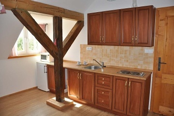 Chalupa a koupac� sud - Slov�cko - Ch�ibsk� lesy