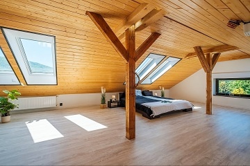 Apartm�nov� chata a baz�n - Jizerskohorsk� bu�iny