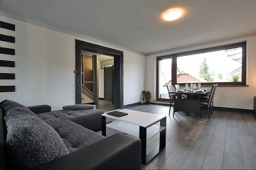 Apartm�nov� chata a baz�n - Jizerskohorsk� bu�iny