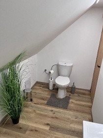 Chalupa u lesa - Kru�n� hory - hora Kl�novec